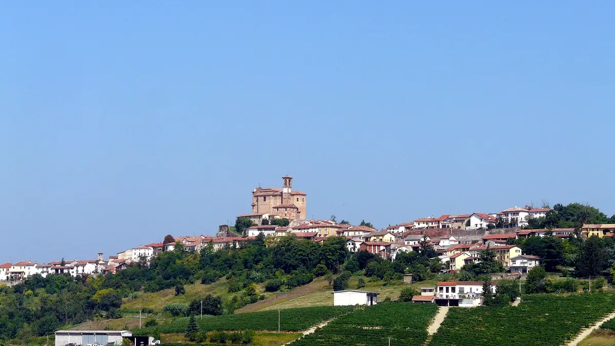 Treville: Il paese sulla collina sopra i vigneti